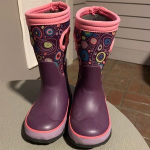 BOGS skids rain boots
